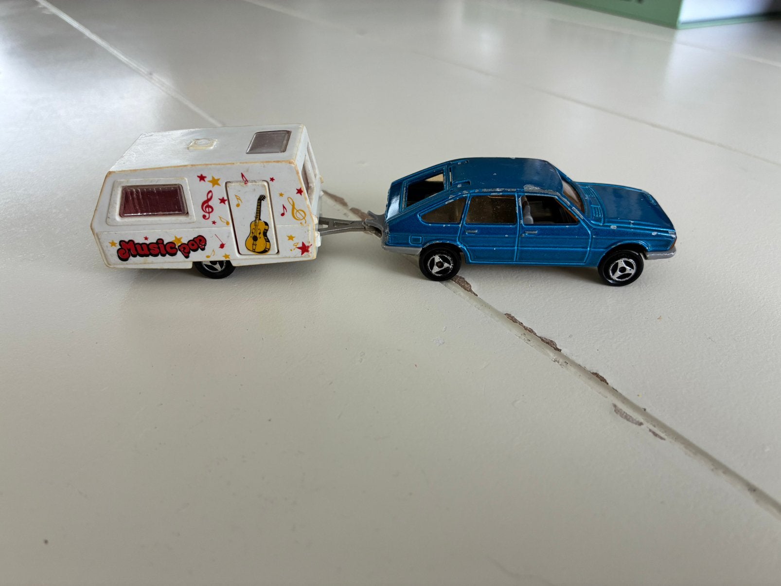 Majorette Simca 1308 met caravan, Ophalen of Verzenden, Zo goed als nieuw, Auto