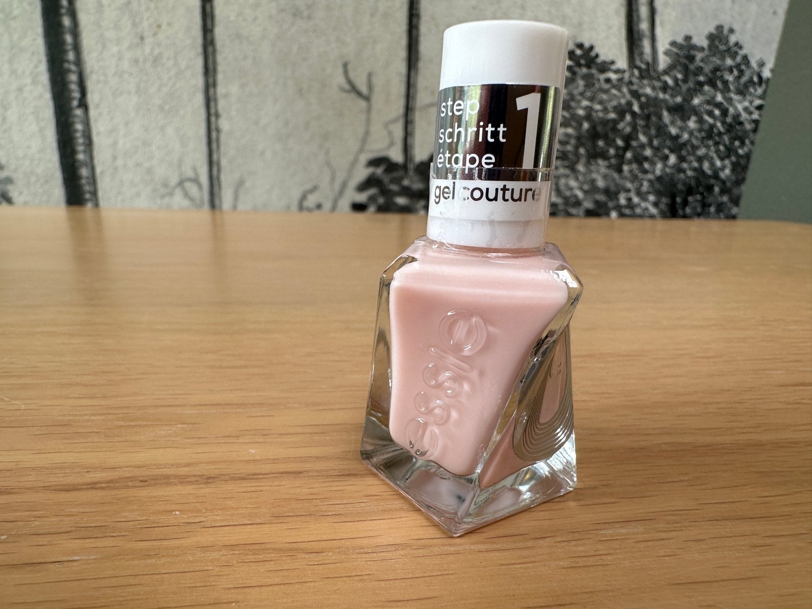 Essie GEL COUTURE Nagellak - 40 Fairy Tailor - NIET gebruikt, Nieuw, Ophalen of Verzenden, Handen en Nagels, Make-up