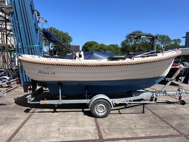CRESCENT ALLURE 19 & YAMAHA FT 8 PK, Gebruikt, Nauta Maritiem, Binnenboordmotor, Kabelaring