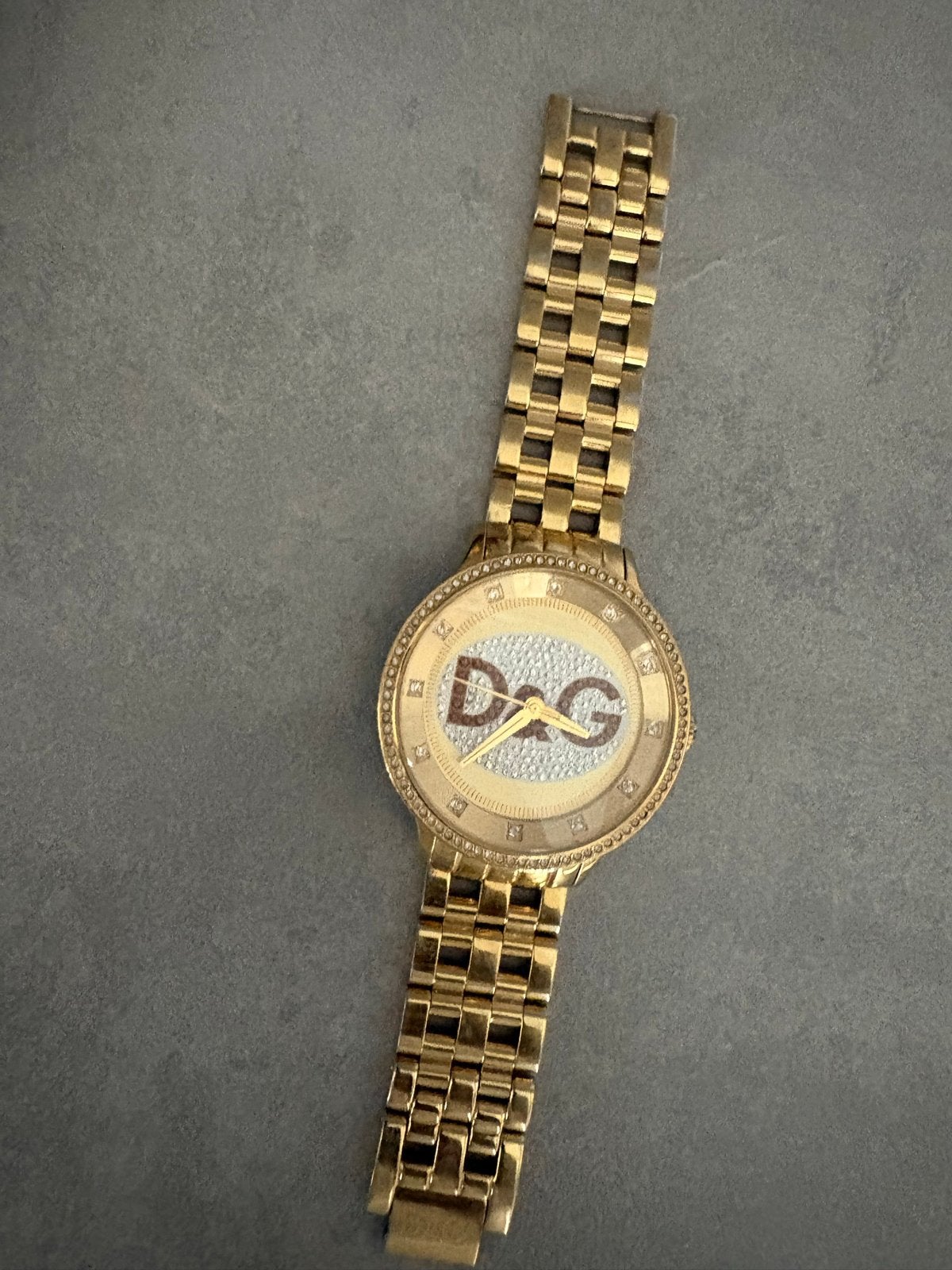 D&G Dolce & Gabbana Horloge Goudkleurig met Strass, Gebruikt, Staal, Polshorloge, Ophalen of Verzenden