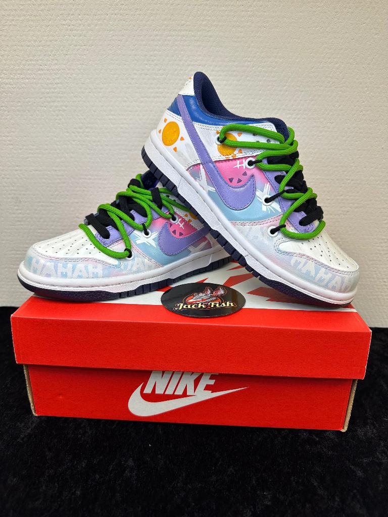 Nike Dunk Low - April Fool's Day - size 35,5, Overige kleuren, Nike, Nieuw, Ophalen of Verzenden