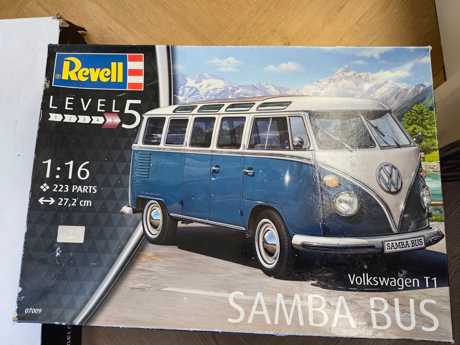 Revell Volkswagen T1 Samba Bus Modelbouwkit 1:16, Auto, Revell, Groter dan 1:32, Ophalen of Verzenden
