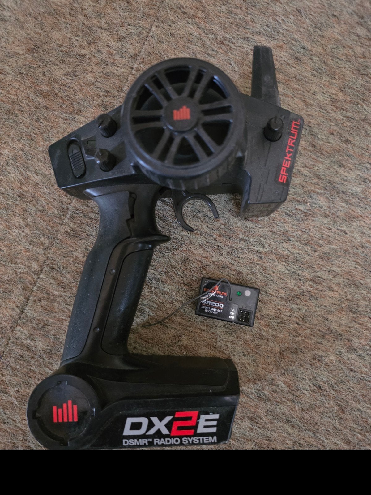 Spektrum DX2E zender met SR200 ontvanger, Ophalen of Verzenden, Zo goed als nieuw, Overige schalen, Onderdeel