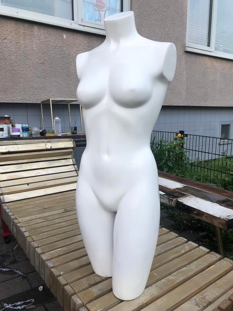 Paspop , torso , mannequin kleur: glimmend wit, Hobby en Vrije tijd, Naaien en Fournituren, Ophalen of Verzenden, Gebruikt, Paspop