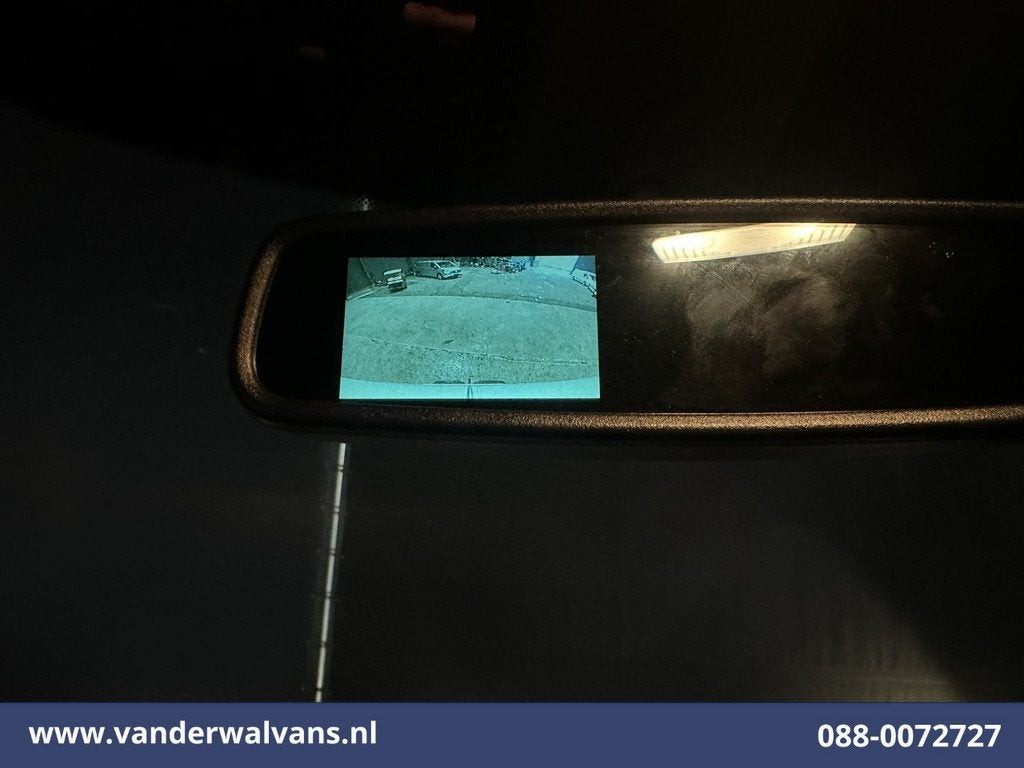 Mercedes-Benz Sprinter 211CDI L2H2 Euro6 Airco | Trekhaak |, Auto's, Voorwielaandrijving, Stof, Gebruikt, 4 cilinders