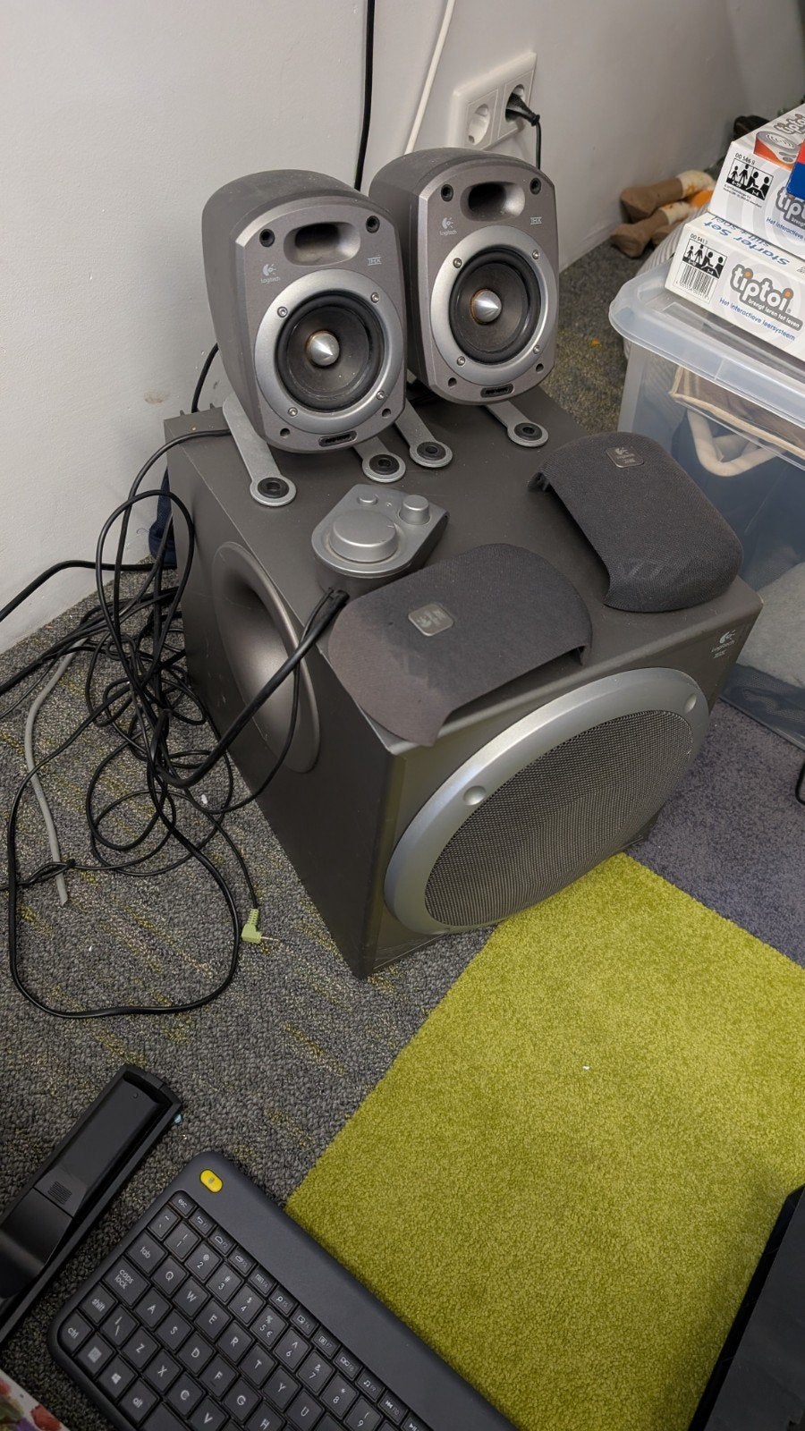 Logitech Z-2200 THX 2.1 PC Speakerset met Subwoofer, Computers en Software, Pc speakers, Ophalen of Verzenden, Gebruikt, Audiokanaal 2.1