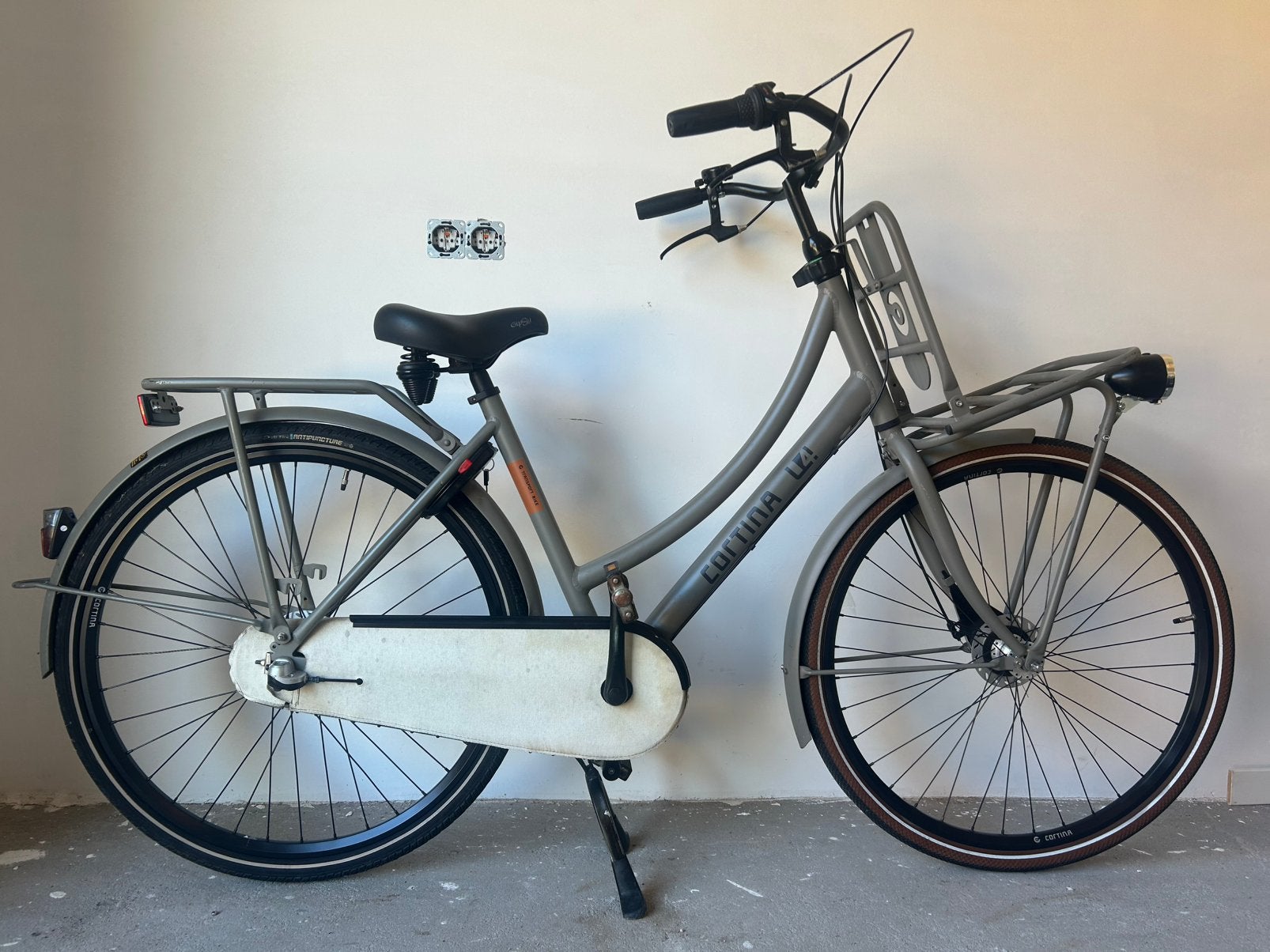 Nette Cortina U4 Transport 28 inch met 3 versnellingen, Gebruikt, Versnellingen, 50 tot 53 cm, Trommelrem