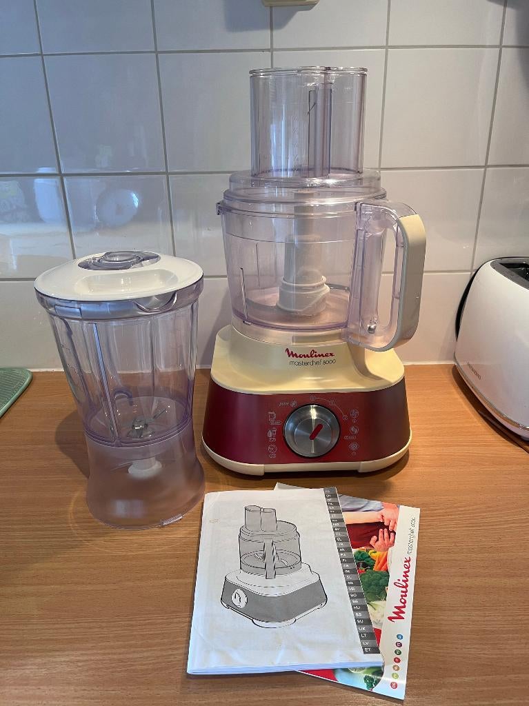 Te koop: Moulinex MASTERCHEF 8000 keukenmachine, Witgoed en Apparatuur, Ophalen, 3 snelheden of meer, Zo goed als nieuw, 2 tot 3 liter