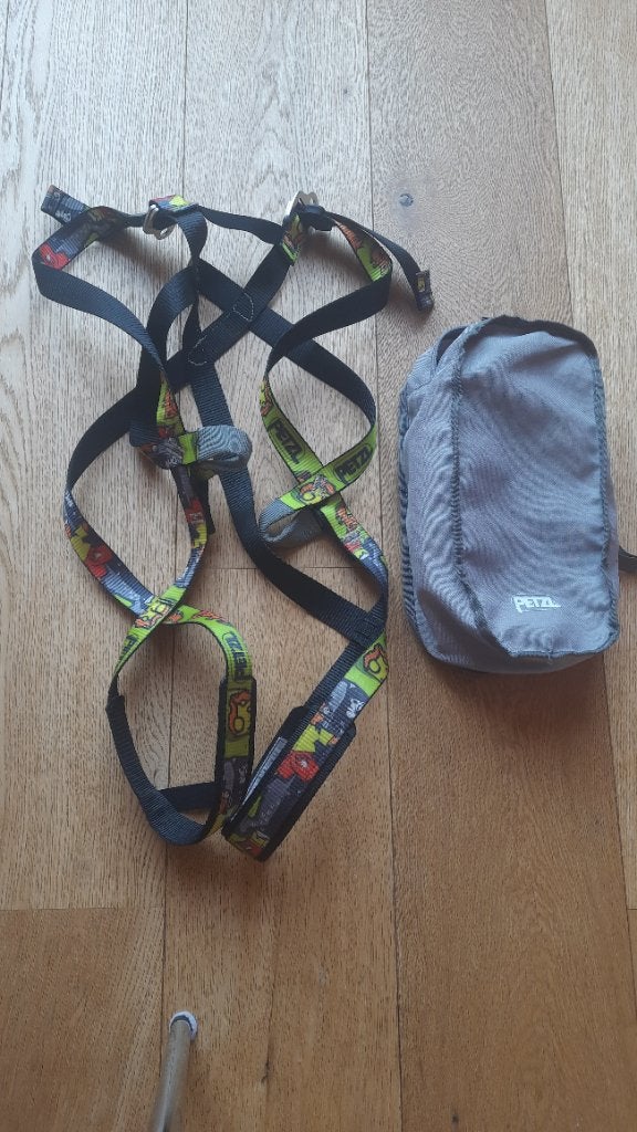 Petzl klimgordel voor kinderen, Ophalen of Verzenden, Gebruikt, Klimsport-accessoire