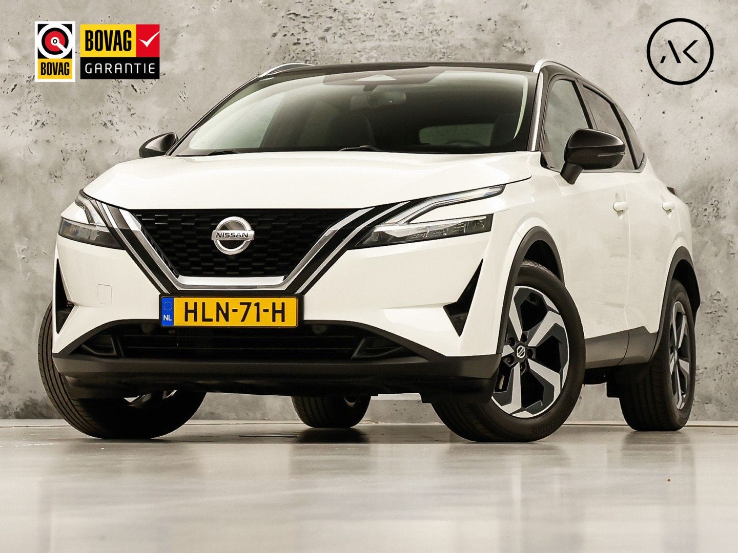Nissan QASHQAI 1.3 MHEV Xtronic Premiere Edition 158Pk Autom, Auto's, 12 maanden, Leder en Stof, Wit, Bedrijf