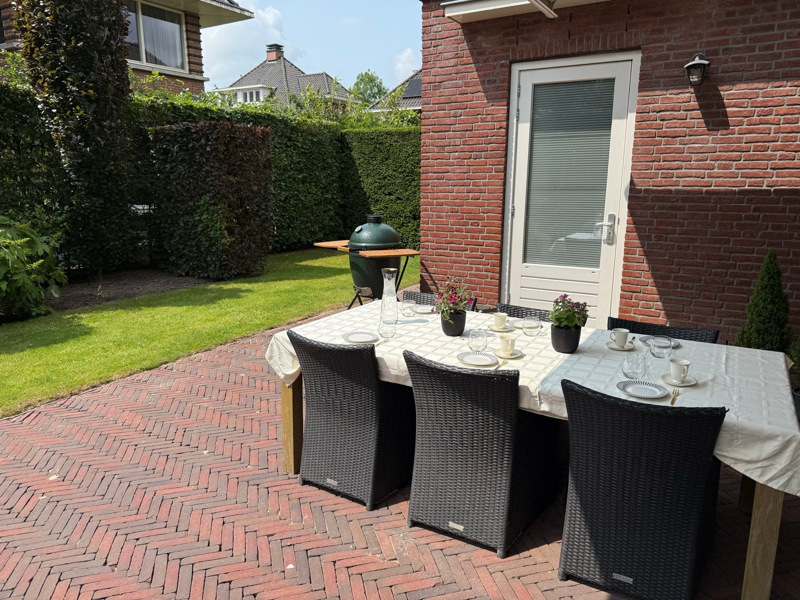 6x Tuinstoel mat zwart plat wicker met kussens, Ophalen of Verzenden, Gebruikt, Wicker