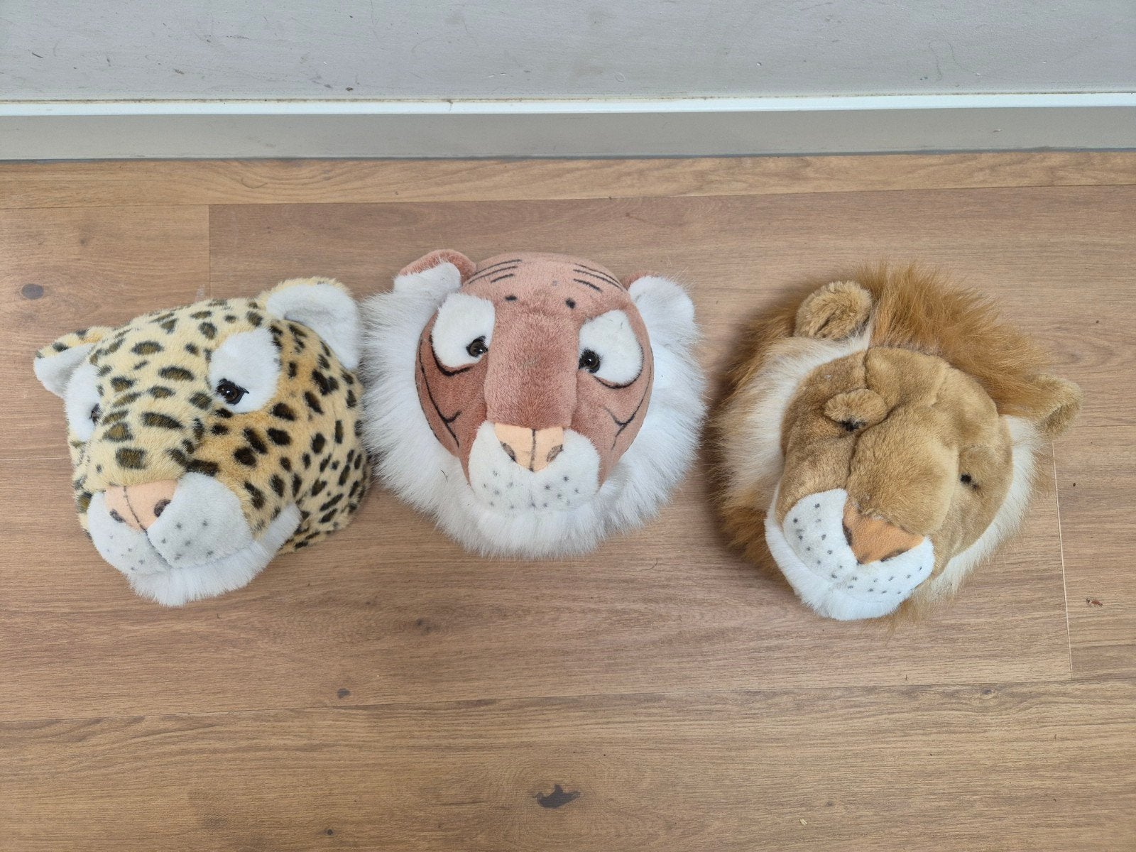 3 Dierenkoppen voor aan de muur: leeuw, tijger, panter, Ophalen of Verzenden, Gebruikt, Wanddecoratie