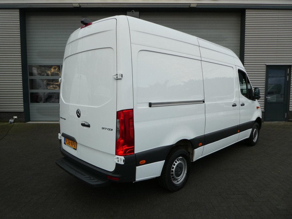 Mercedes-Benz SPRINTER 317 CDI L2H2 automaat airco camera na, Automaat, Achterwielaandrijving, Gebruikt, Euro 6