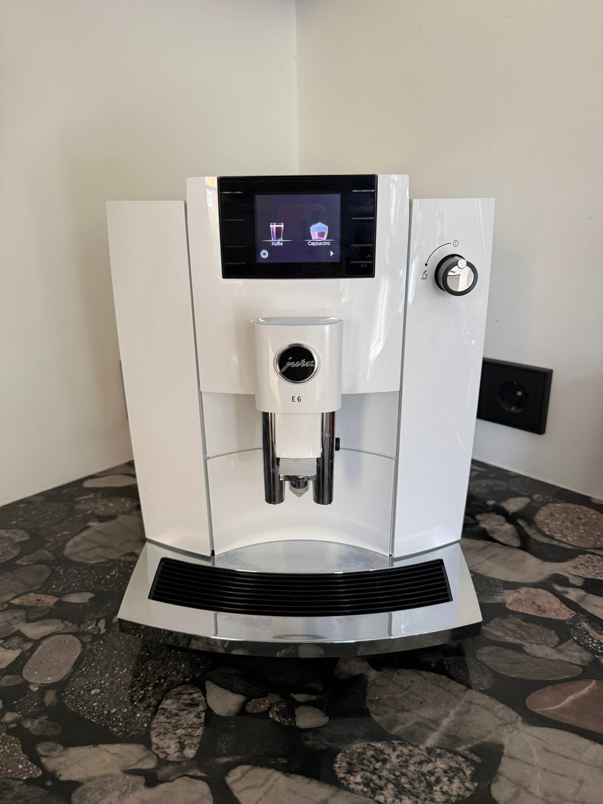 JURA E6 (EC) volautomatische koffiemachine - kleurendisplay