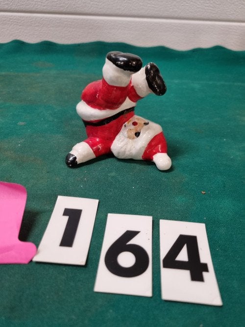 beeld kerstman op de kop [b164], Diversen, Kerst, Ophalen of Verzenden, 'T Olde Gre-j, Info@toldegrej.nl, Endepoelstraat 20f Didam