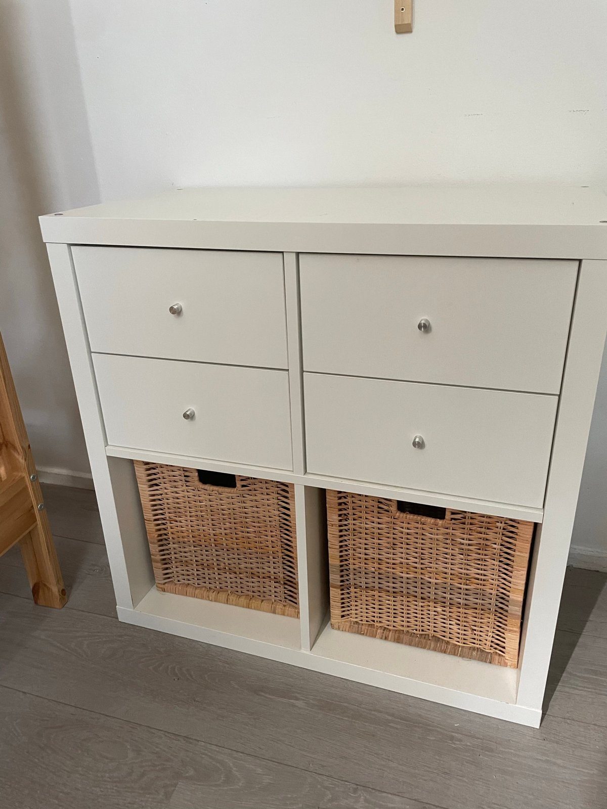 IKEA Kallax kast met lades en rieten manden, Ophalen, 50 tot 100 cm, Zo goed als nieuw, Met lade(s)