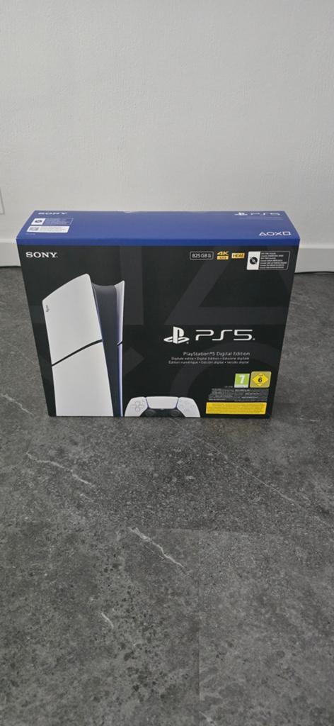 Playstation 5 Digital Edition - Nieuw en Ongeopend, Spelcomputers en Games, Ophalen, Nieuw