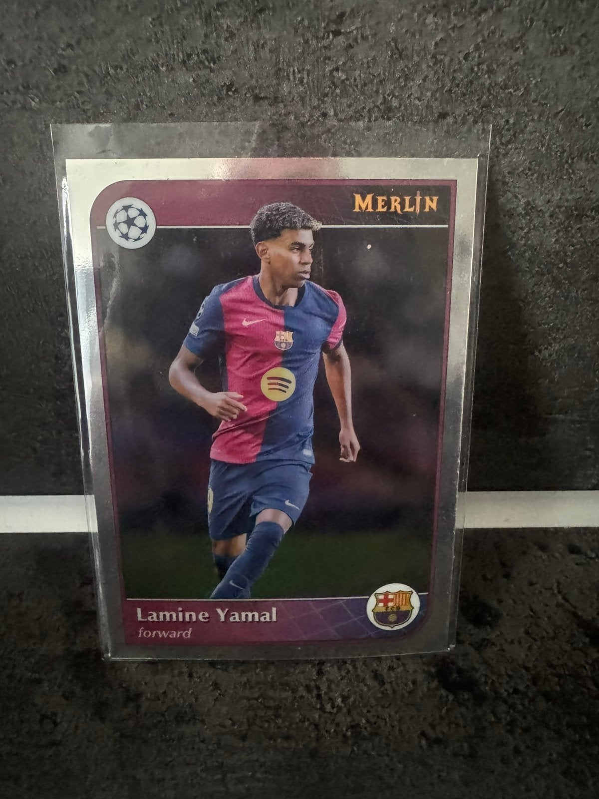 Lamine Yamal (barcelona) topps chrome merlin, Ophalen of Verzenden, Zo goed als nieuw, Plaatje