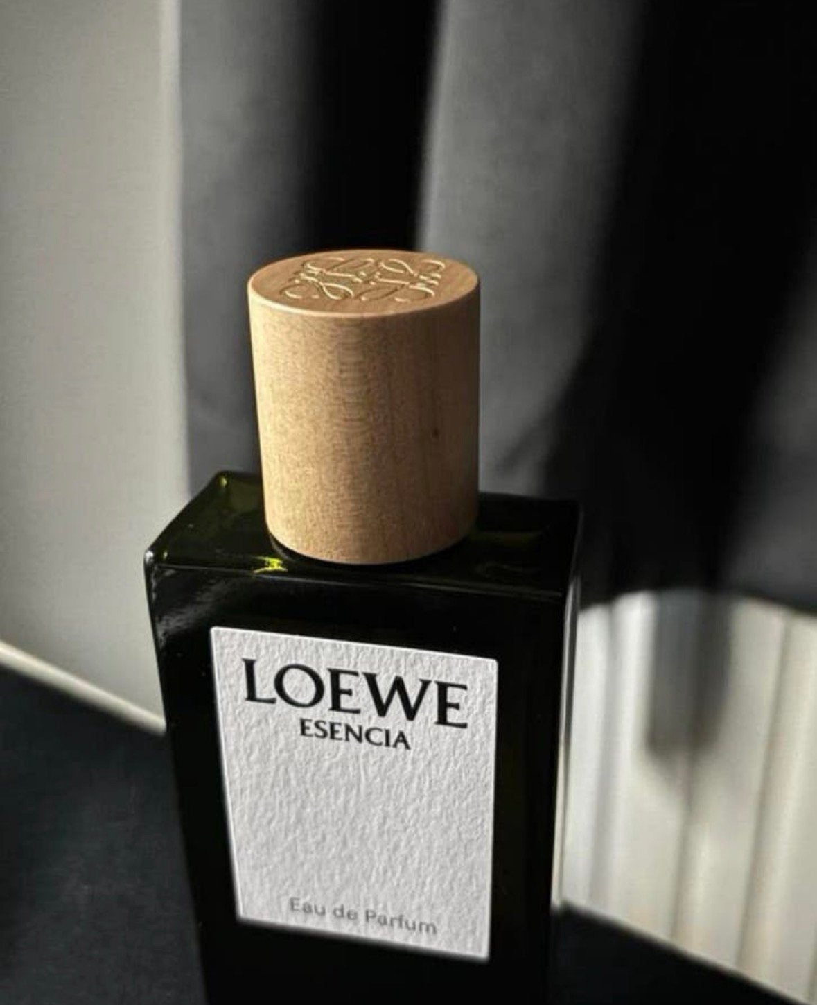 Loewe esencia 100ml eau de parfum, Sieraden, Tassen en Uiterlijk, Ophalen of Verzenden, Zo goed als nieuw
