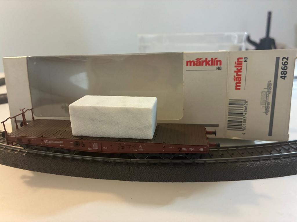 Märklin H0 48662 Platte Wagen met blok marmer, Wisselstroom, Wagon, Ophalen of Verzenden, Zo goed als nieuw