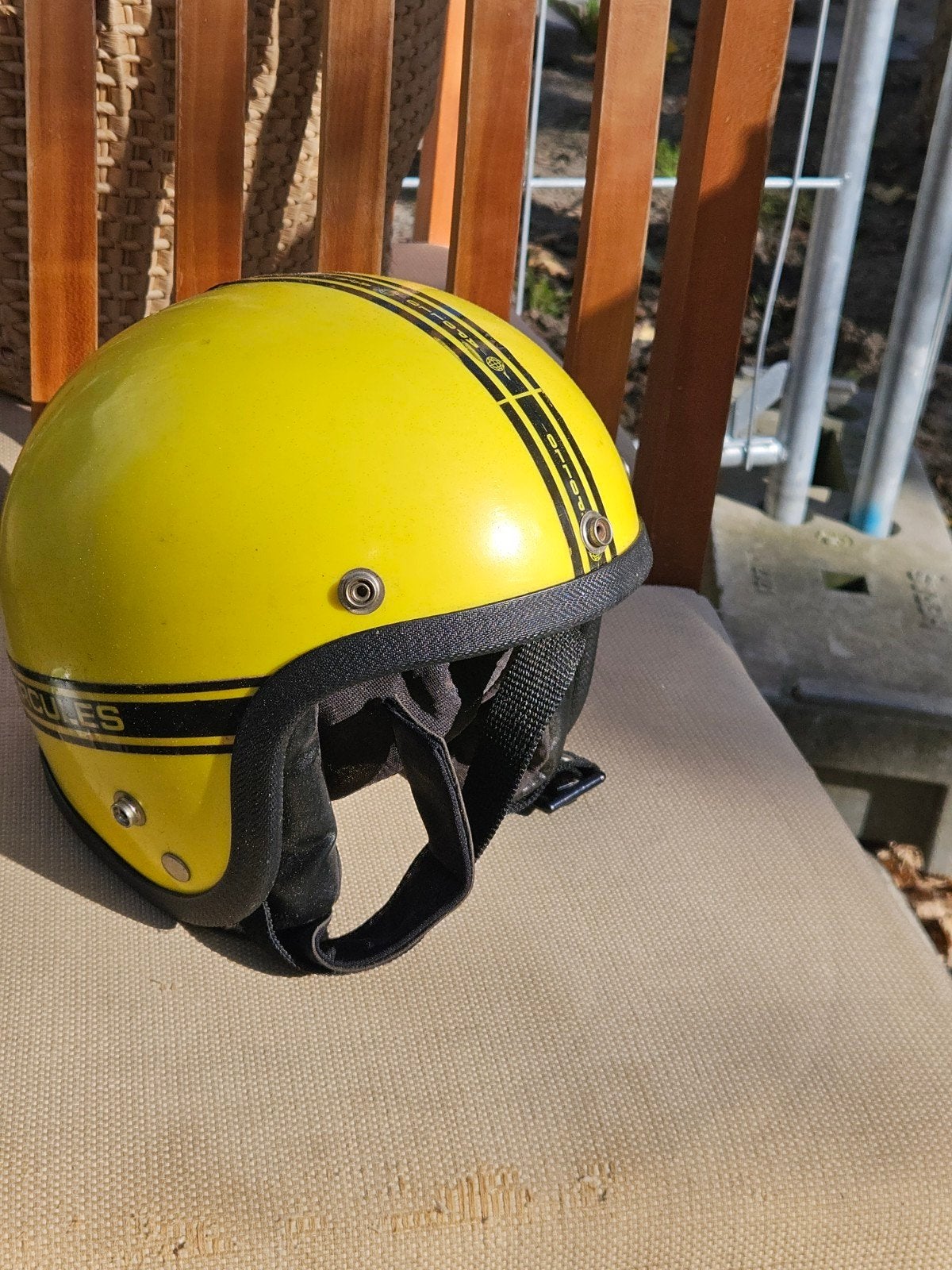 Vintage Hercules Apollo motorhelm - Geel met strepen, Ophalen of Verzenden, Gebruikt, Medium, Hercules Apollo