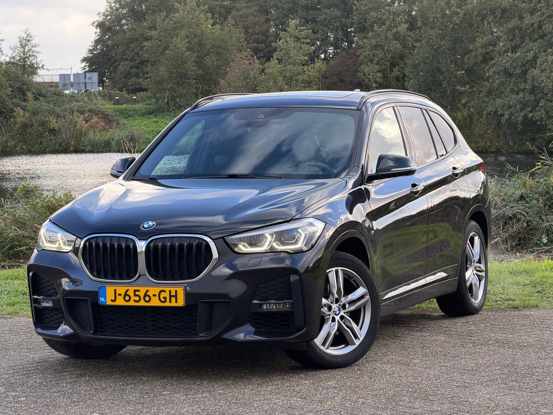 BMW I3 S iPerformance - Fluid Black - Panorama/Camera/Carpla, Automaat, Adaptive Cruise Control, Achterwielaandrijving, Zwart