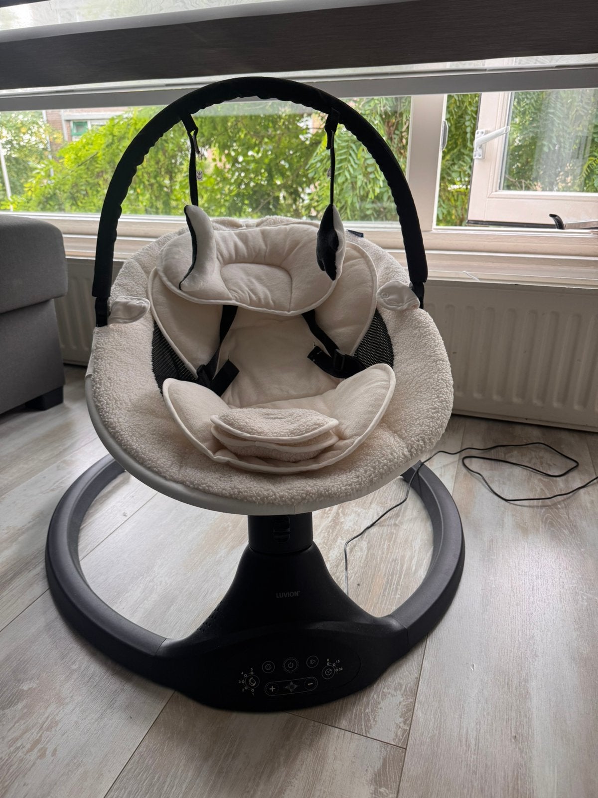 Luvion baby swing, Schommelstoel, Verstelbaar, Nieuw, Ophalen