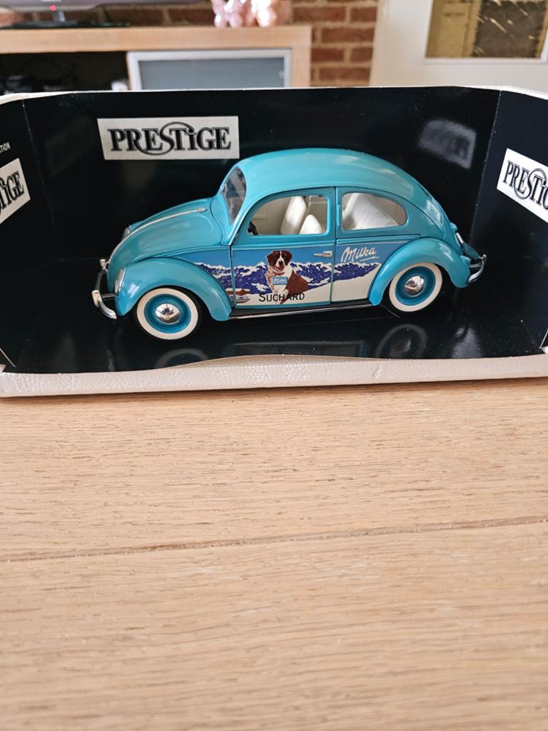 TE KOOP MOOIE SOLIDO VOLKSWAGEN KAFER SCHAAL1:17, Hobby en Vrije tijd, Modelauto's | 1:18, Ophalen of Verzenden, Zo goed als nieuw
