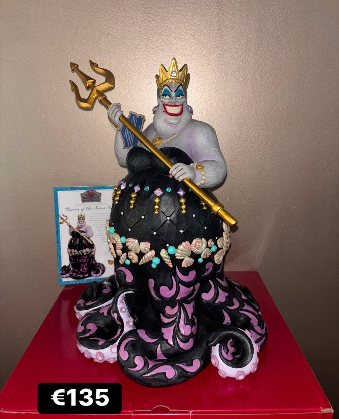 Disney’s Ursula Deluxe Traditions, Verzamelen, Disney, Ophalen of Verzenden, Overige figuren, Zo goed als nieuw, Beeldje of Figuurtje