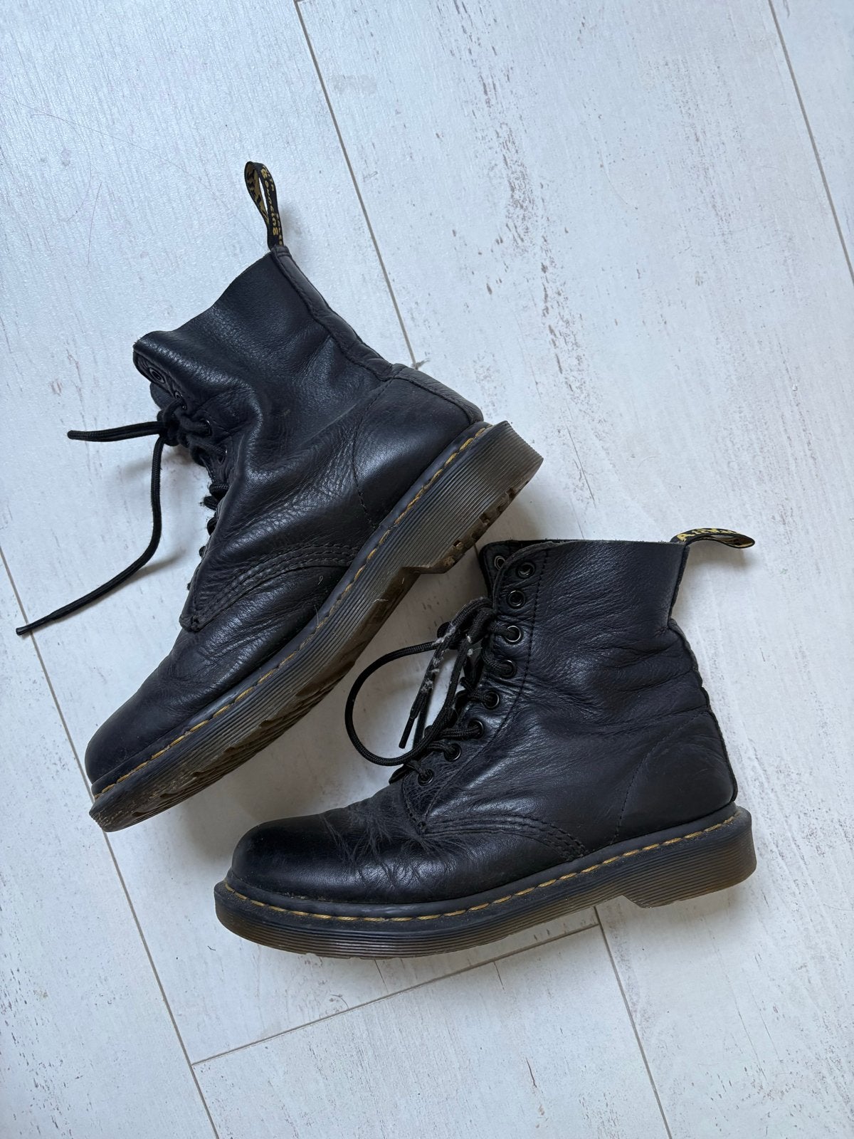 Dr. Martens Pascal laarzen - Zwart - Maat 39, Ophalen of Verzenden, Gedragen, Zwart, Lage of Enkellaarzen
