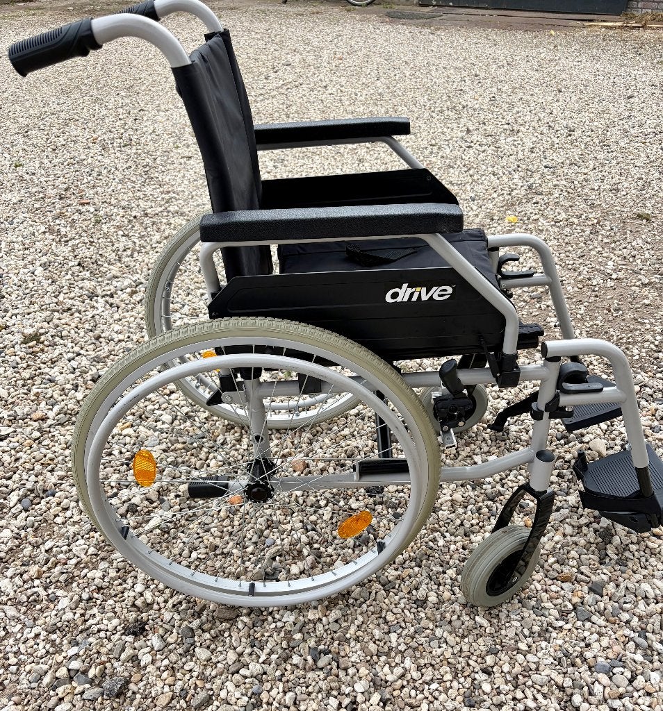 Rolstoel  merk drive inklapbaar, Ophalen, Inklapbaar, Zo goed als nieuw, Duwrolstoel