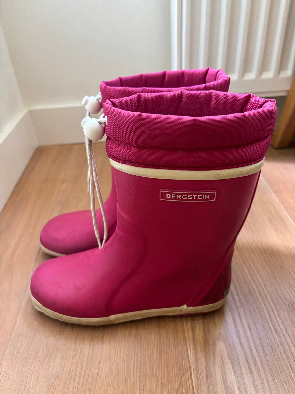 Bergstein thermo regenlaarzen roze maat 34, Kleding | Dames, Ophalen of Verzenden, Gedragen, Roze, Regenlaarzen