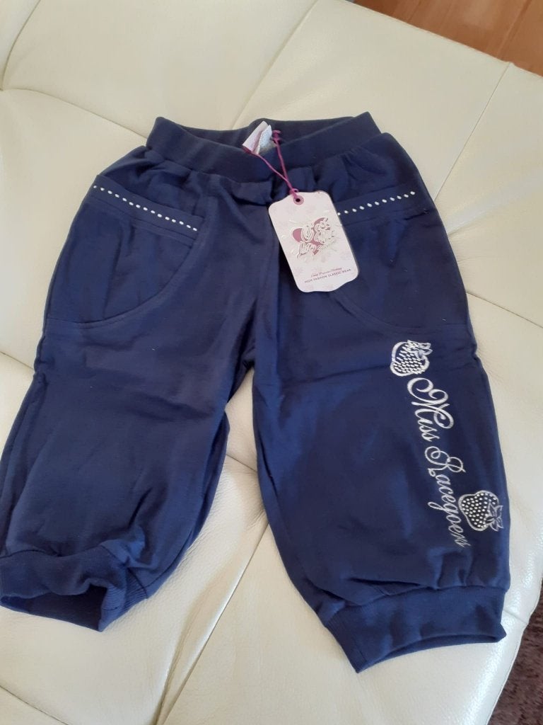 Jogging broek voor een meisje maat 62, Kinderen en Baby's, Babykleding | Maat 62, Ophalen of Verzenden, Nieuw, Meisje, Broekje