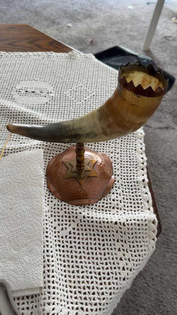 Joodse Shofar op standaard met Davidster, Verzamelen, Ophalen of Verzenden, Gebruikt, Overige typen, Jodendom
