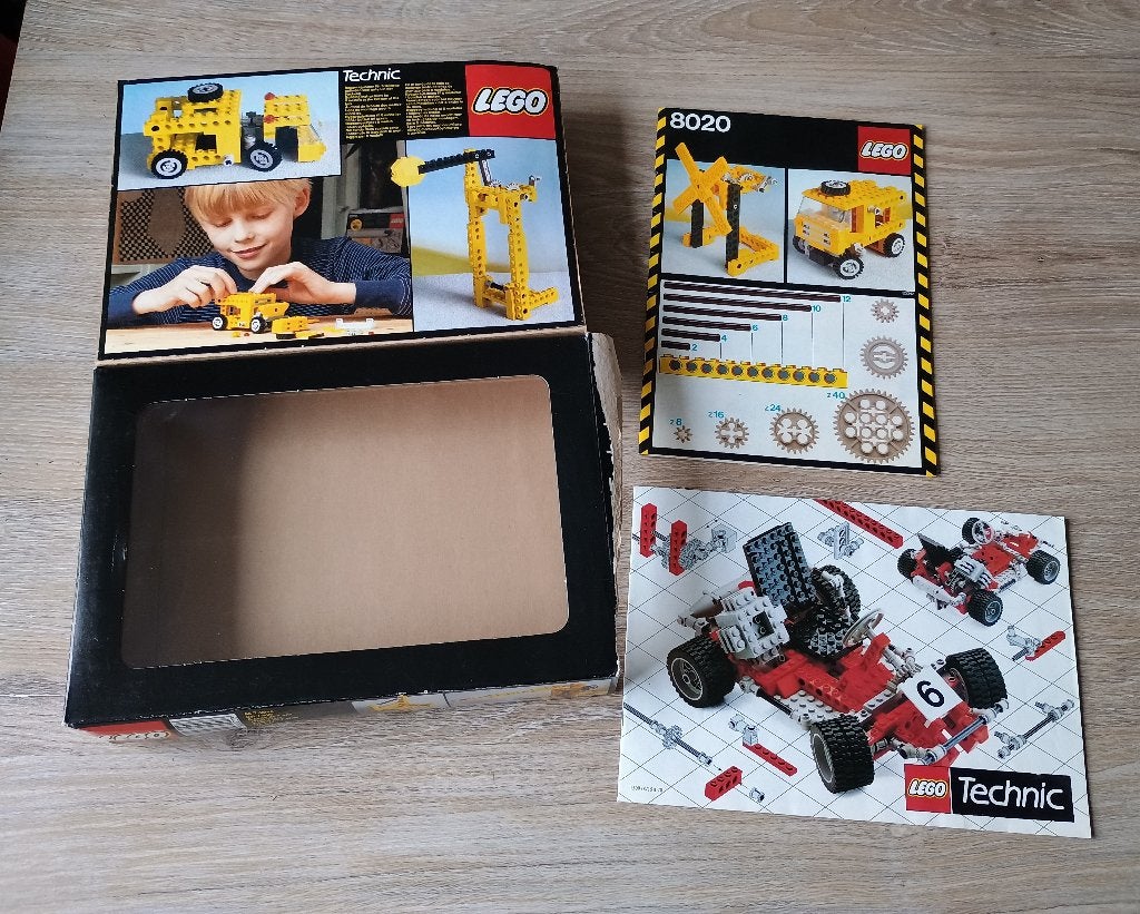 lego technic 8020 doos en handleiding - box and manual 1984, Gebruikt, Ophalen of Verzenden, Lego, Inclusief doos