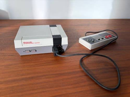 Nintendo NES Classic Mini met 30 games, Spelcomputers en Games, Ophalen of Verzenden, Gebruikt, Met 1 controller, Met games