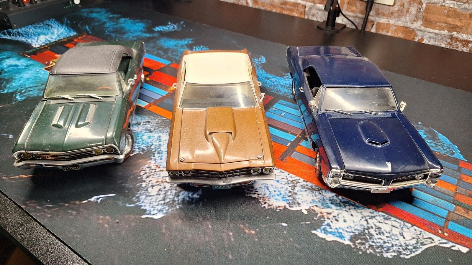 Set van 3 modelauto's: Chevrolet, Pontiac, Oldsmobile, Ophalen, Gebruikt, Auto, 1:32 tot 1:50