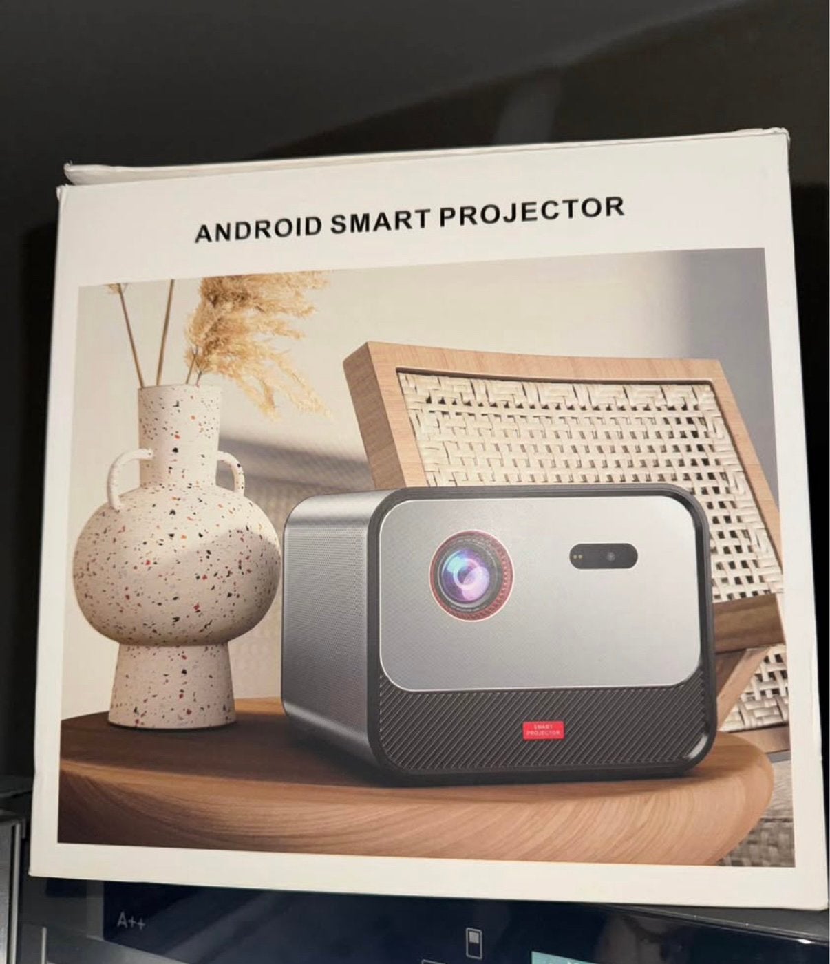 Android Smart Projector/Beamer, Ophalen, Zo goed als nieuw, LED