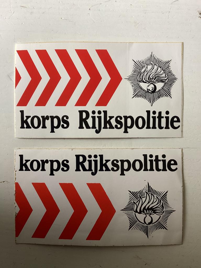 2 stickers Korps Rijkspolitie, Verzenden, Zo goed als nieuw