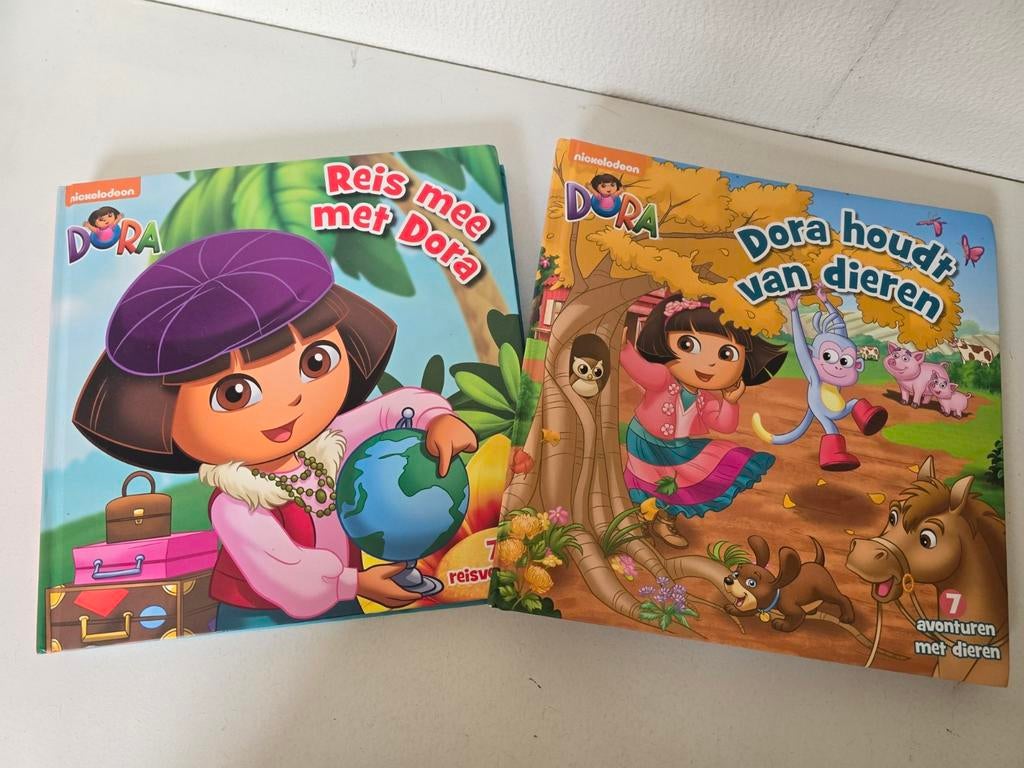 Dora boeken: Reis mee met Dora en Dora houdt van dieren, Ophalen of Verzenden, Nieuw