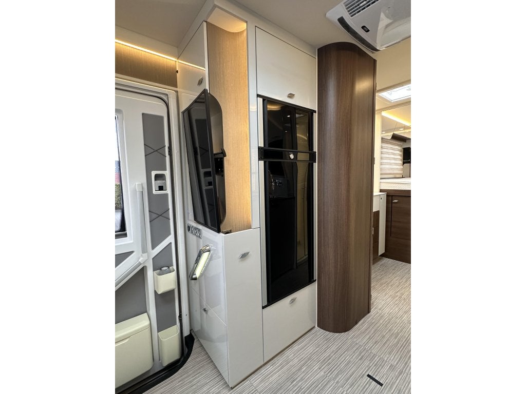 Foto 14 van Bürstner Elegance 910 G E&P Mercedes ALDE A