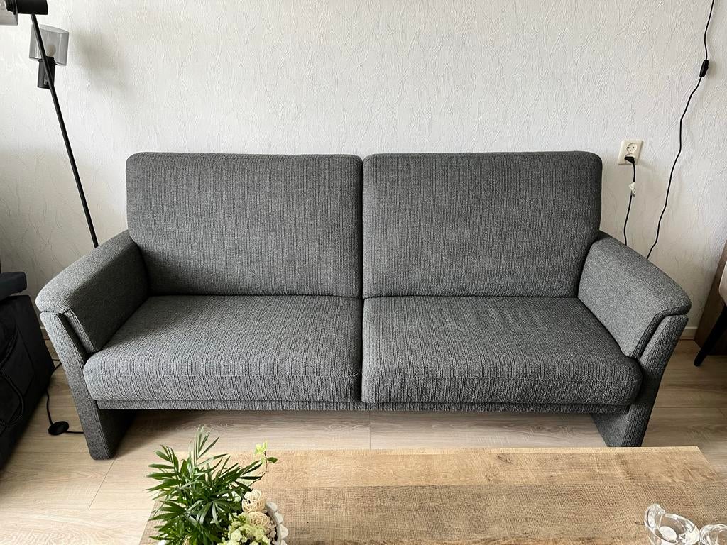Comfortabele senioren grijze 2,5 zitsbank, Ophalen, 150 tot 200 cm, Tweepersoons, 75 tot 100 cm