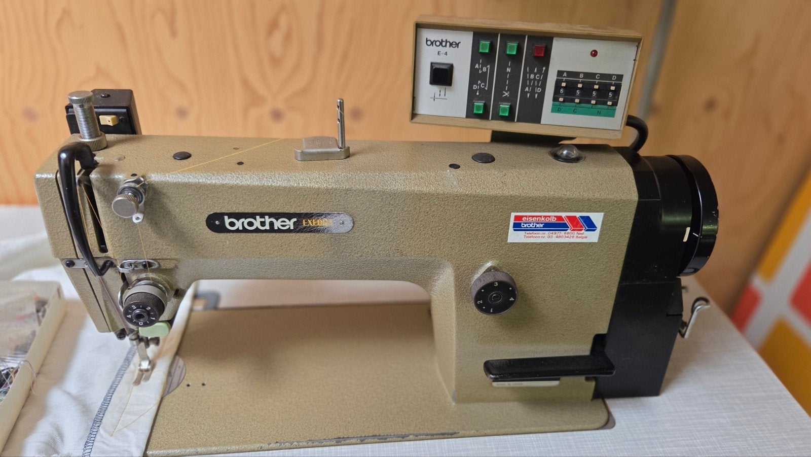 Brother EX660 Industriële Naaimachine met Tafel, Ophalen