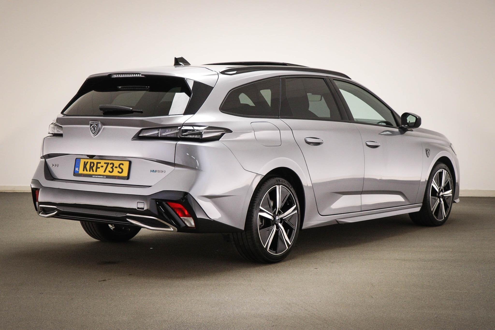 Peugeot 308 SW 1.6 Plug-in Hybrid 225 GT | PANORAMADAK | DAB, Auto's, Stof, Gebruikt, 4 cilinders, Met garantie (alle)