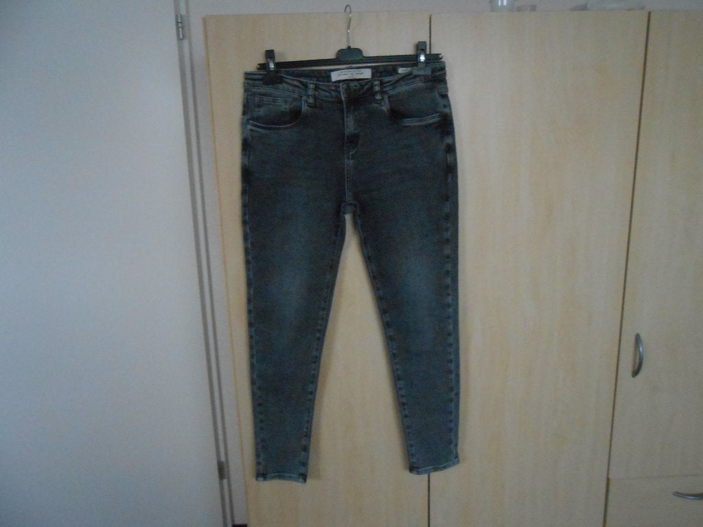 Mooie lichtgrijze jeans maat 31 Circle of Trust, Ophalen of Verzenden, W30 - W32 (confectie 38/40), Grijs, Gedragen