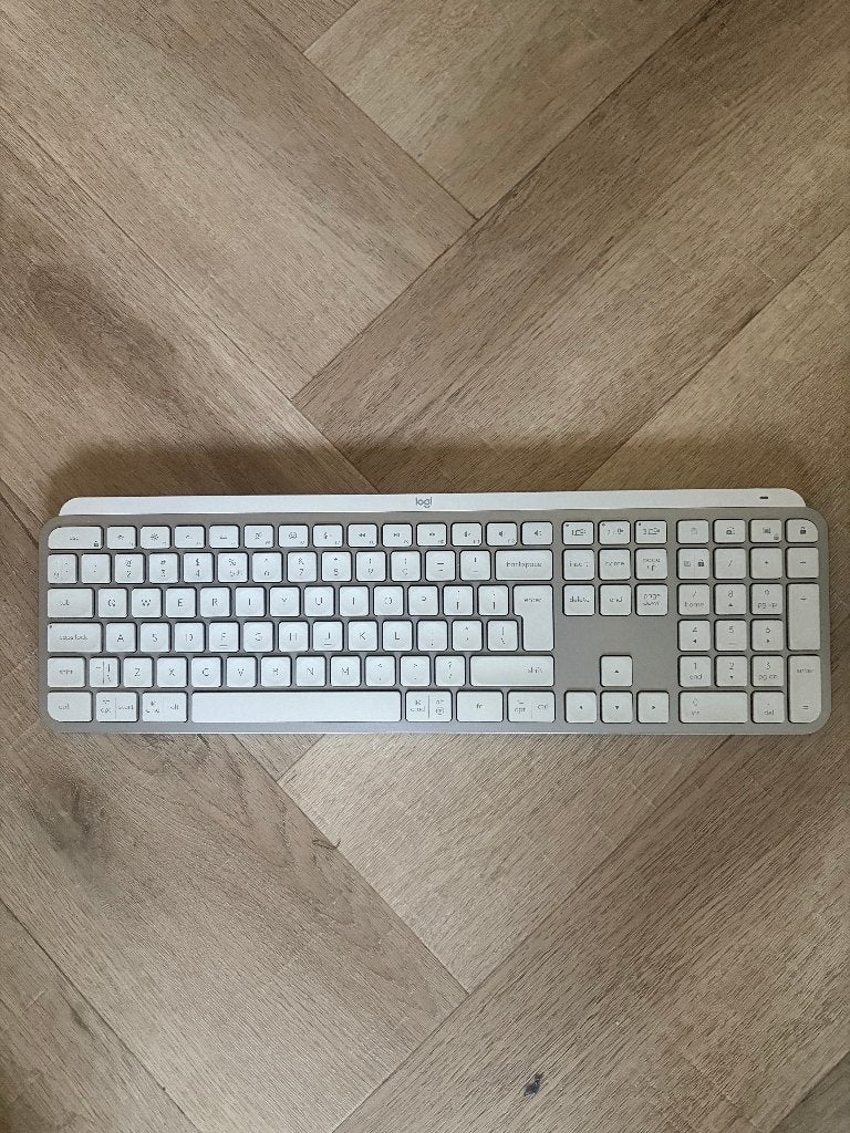 Logitech MX Keys Grijs – nieuwstaat, Ophalen of Verzenden, Zo goed als nieuw