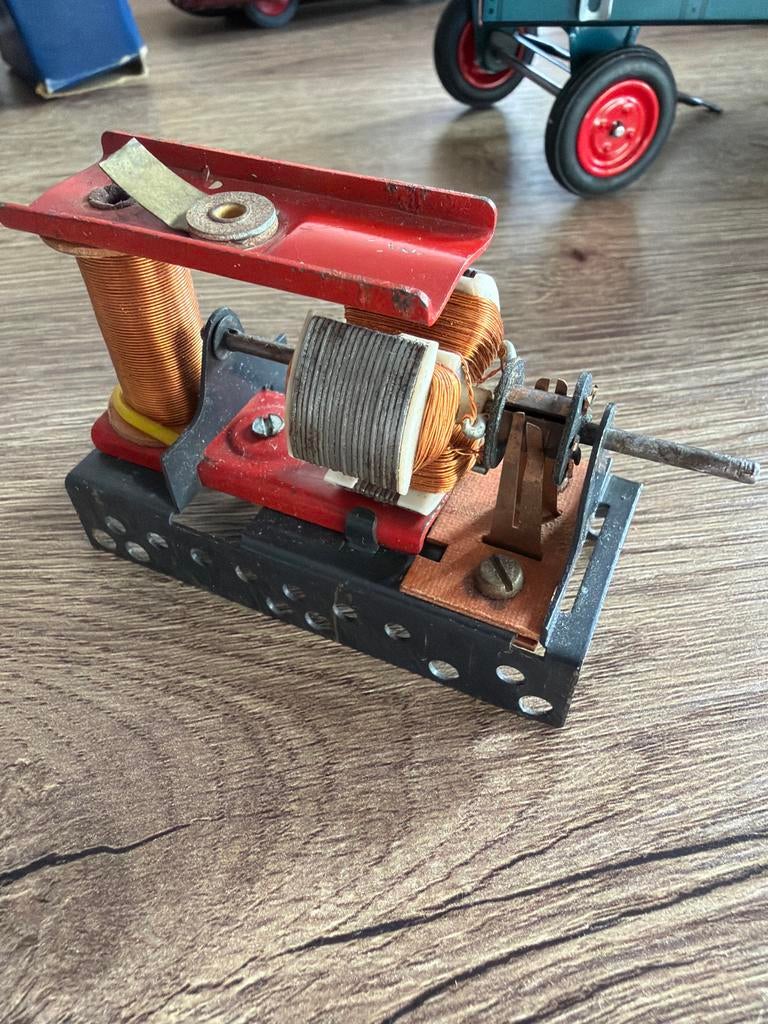 Vintage Modelbouw Motor Meccano, Overige merken, Gebruikt, Ophalen of Verzenden, Groter dan 1:32