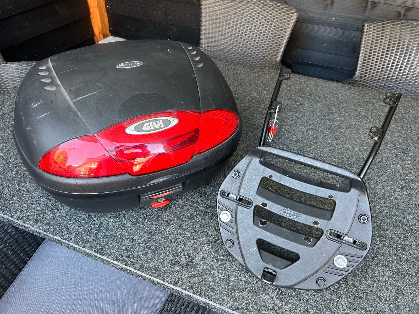 Givi Simply Topkoffer met drager., Ophalen, Gebruikt