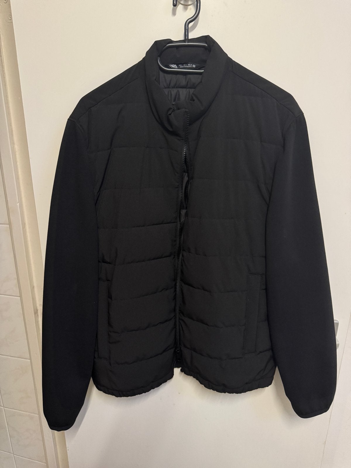 Zwarte gewatteerde jas van Zara, maat L, Kleding | Heren, Jassen | Winter, Verzenden, Zo goed als nieuw, Maat 52/54 (L), Zwart
