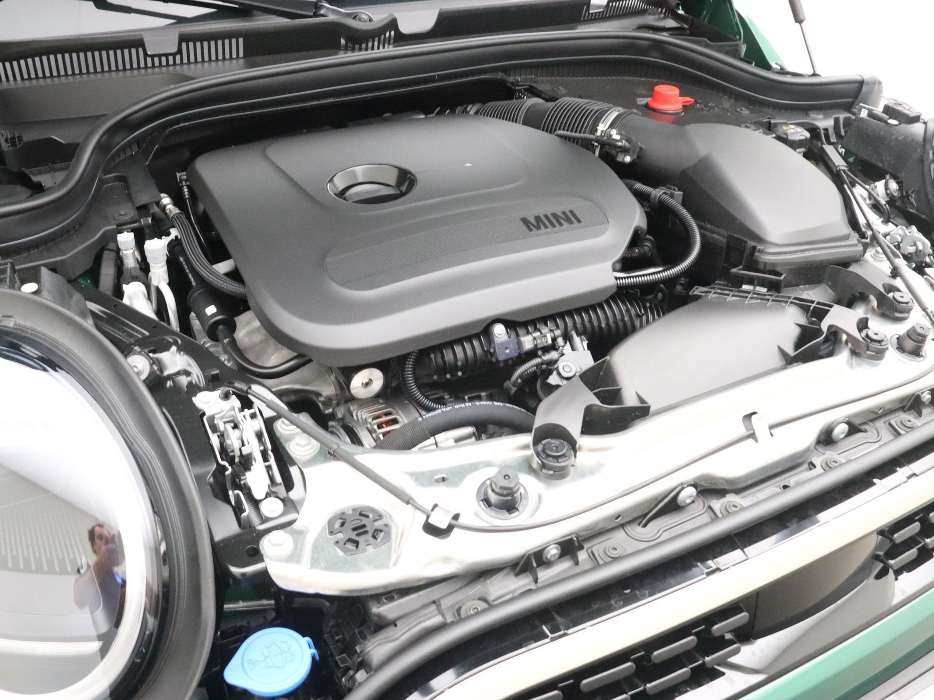 MINI Cooper C Favoured Pakket M (bj 2026, automaat), Dealer onderhouden, Parkeerassistent, 156 pk, Met garantie (alle)
